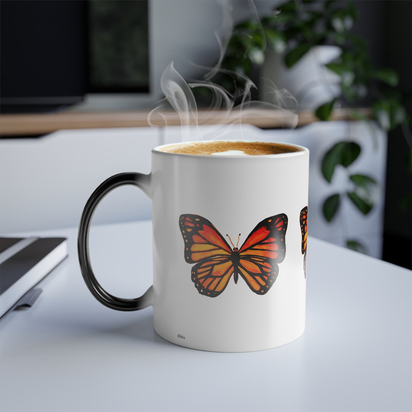 Color-Changing Butterfly Mug — 11oz Monarch Heat Reveal Coffee Cup